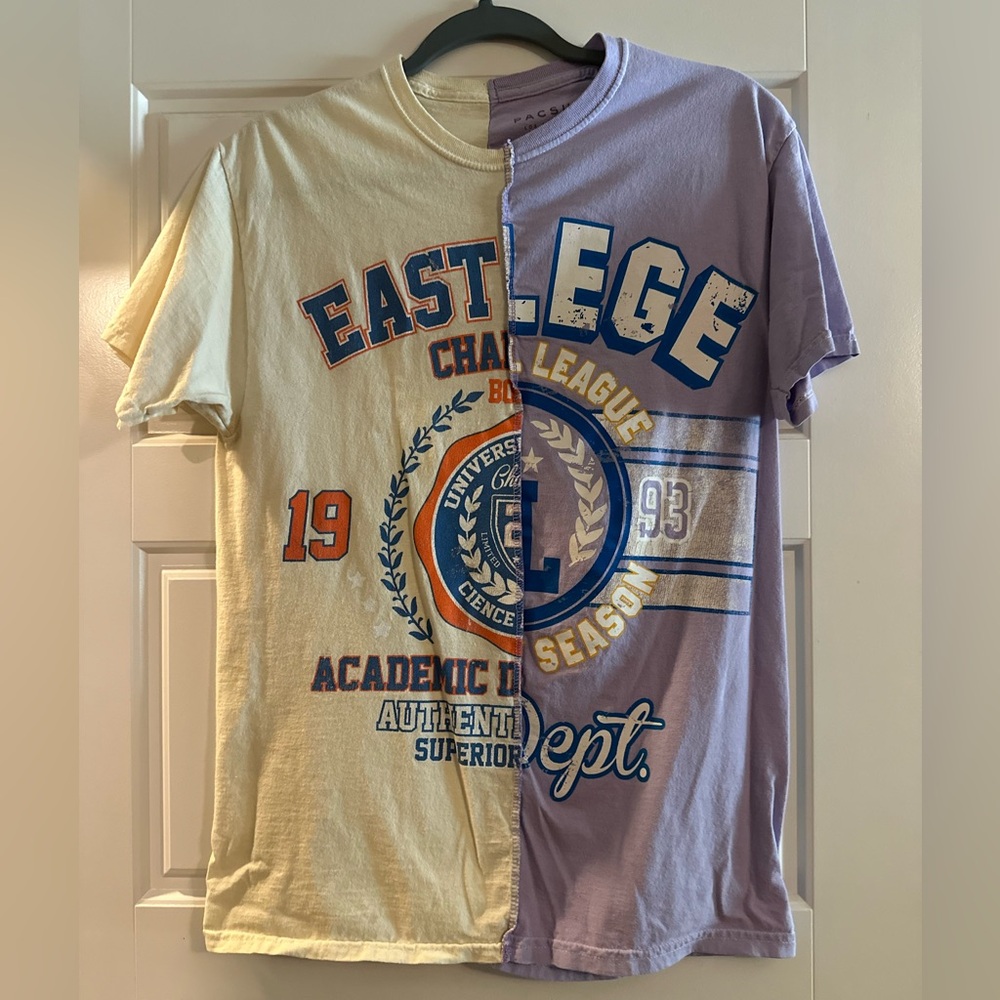 PacSun Two-Tone Graphic T-Shirt Size Small